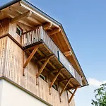 Apartment Apart33 2-3c *