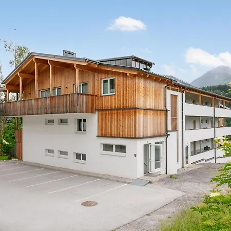 Apartment Apart33 2-3c